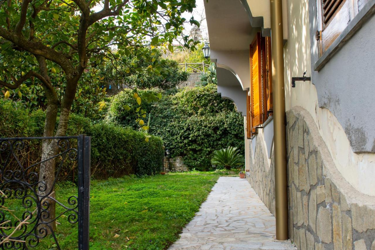 Villa Dei Fiori - Exclusive Villa With Garden In Sorrento Coast Vico Equense Exteriér fotografie